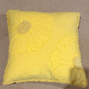 Yellow Floral Accent Pillow with Daisies